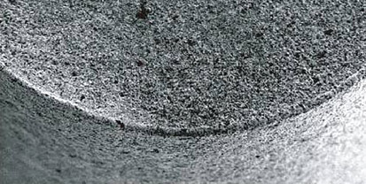 Edge honing of cemented carbide tips